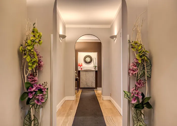 לינה וארוחת בוקר Residenza Castrense 4*